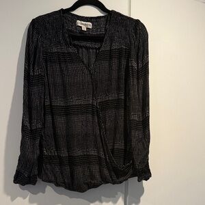 Knox Rose Black and White Textured Blouse